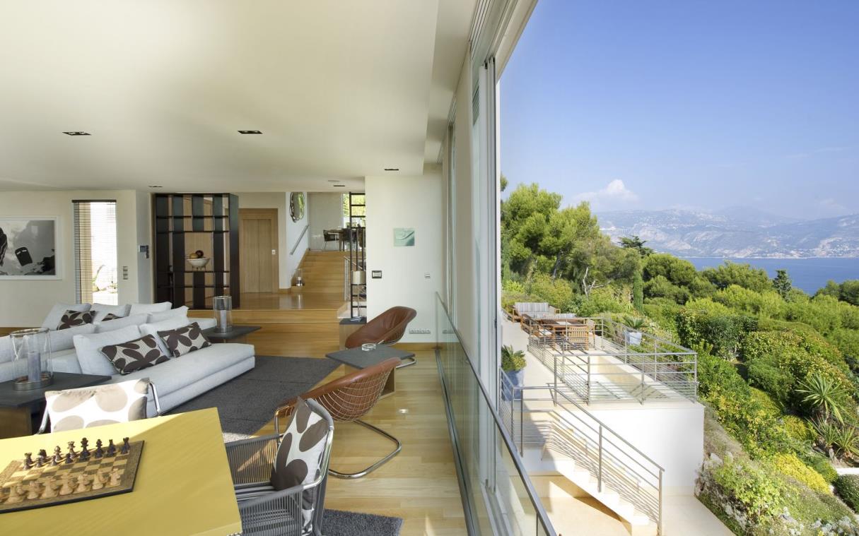 villa-cap-ferrat-cote-d-azur-france-luxury-sea-view-cview-live (2).jpg