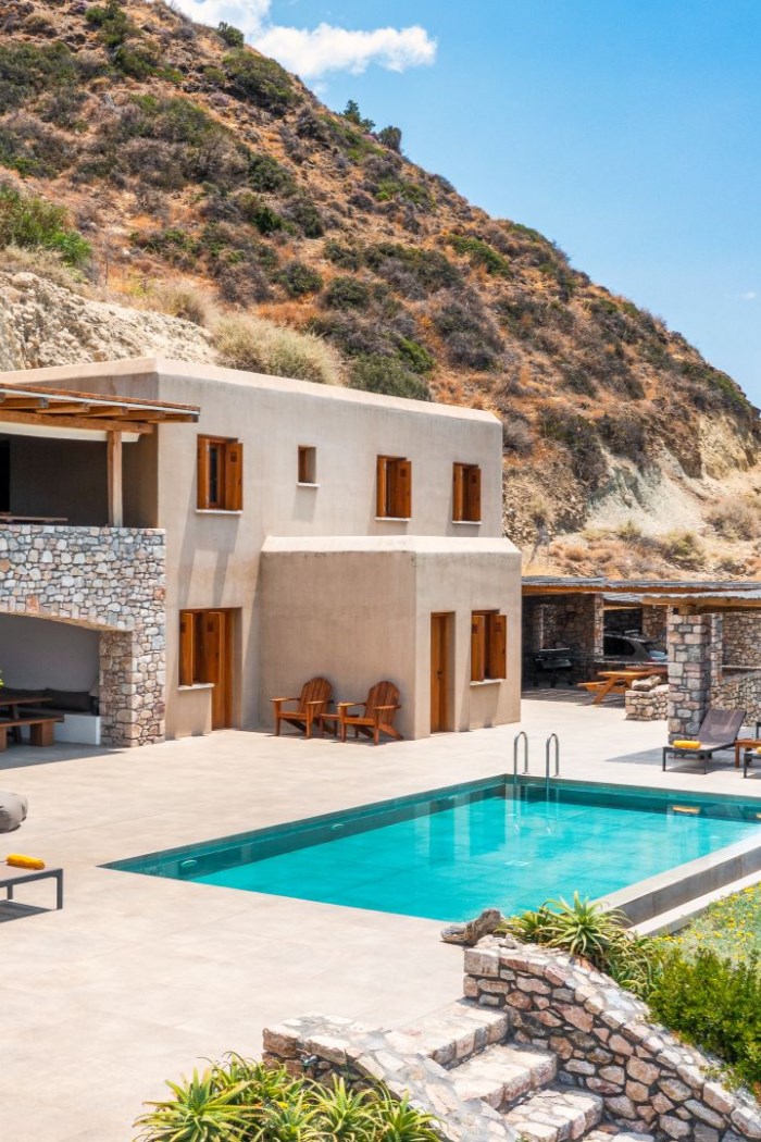 Beach House Arvi West