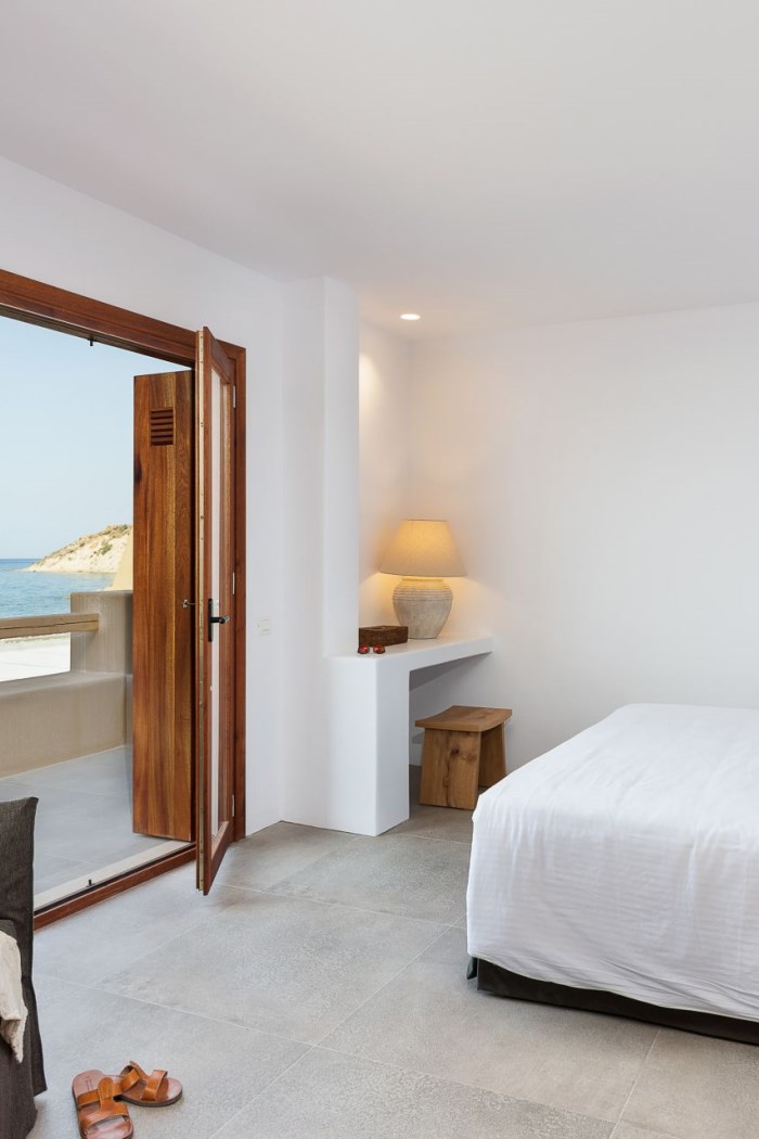 Beach House Arvi West