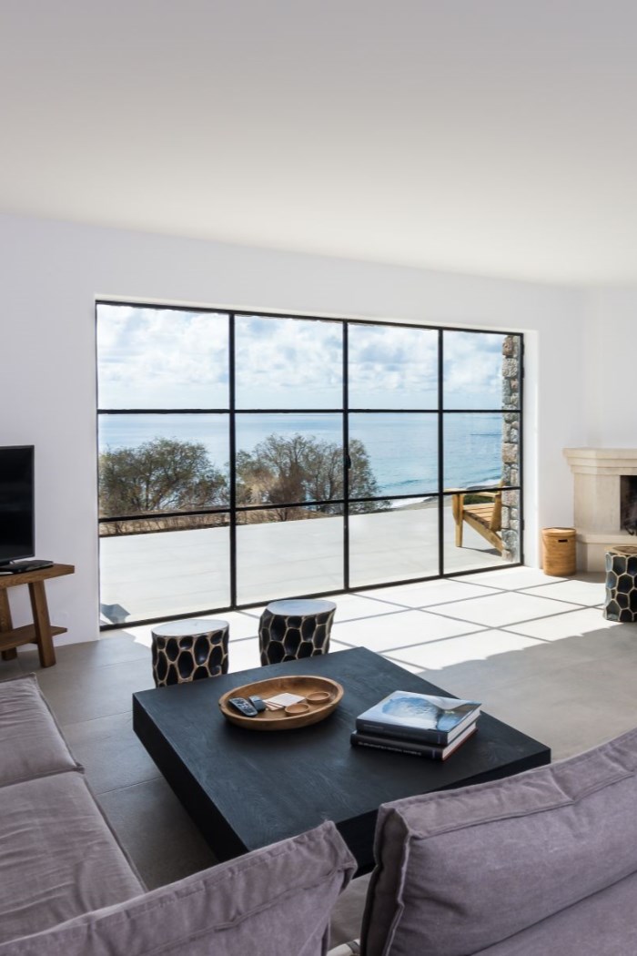 Beach House Arvi West