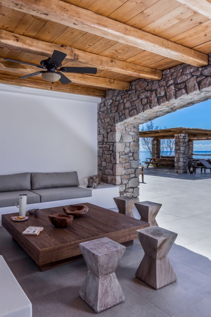 Beach House Arvi West