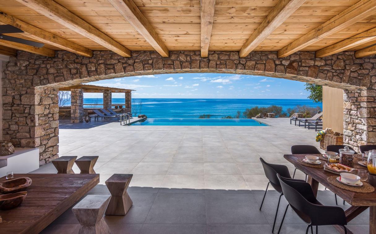 villa-crete-greece-seafront-luxury-beach-house-arvi-ter (3).jpg