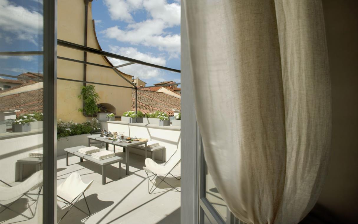 apartment-florence-tuscany-italy-luxury-modern-apartment-palazzo-bartolommei-ter (2)