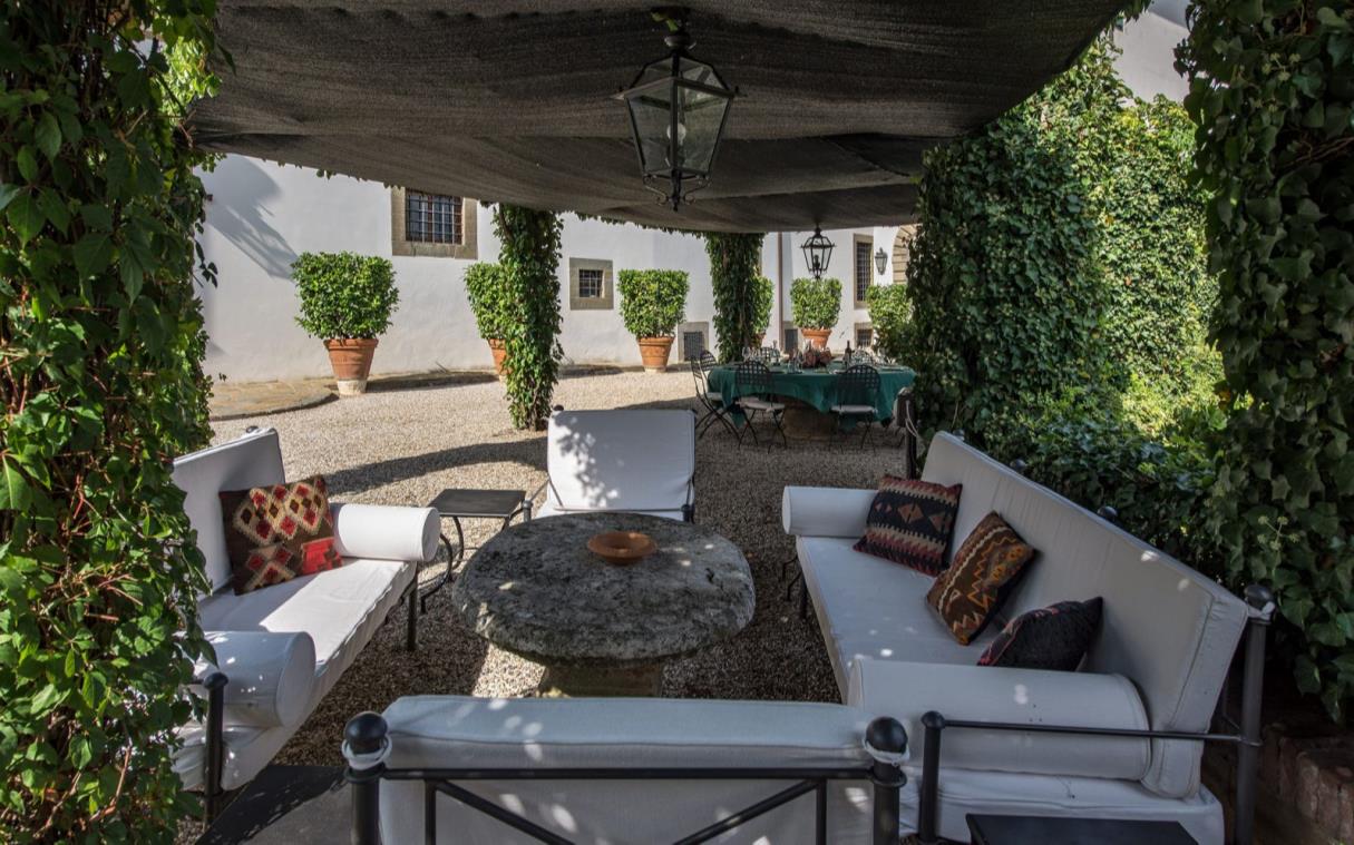 villa-florence-tuscany-italy-luxury-pool-borghese-ver (6).jpg