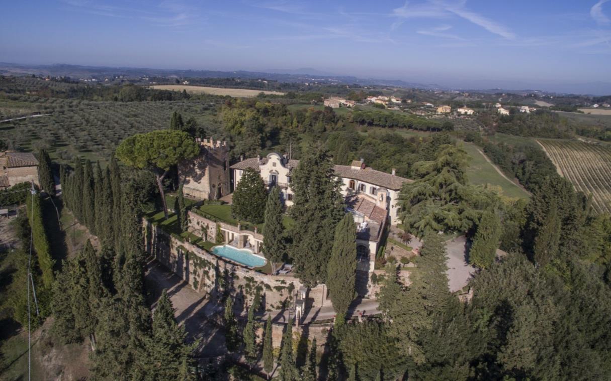 tuscany-florence-italy-vineyards-luxury-villa-castle-cabbiavoli-aer (6).jpg