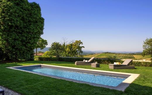 villa-chianti-tuscany-italy-luxury-pool-chianti-classico-poo-1.jpg