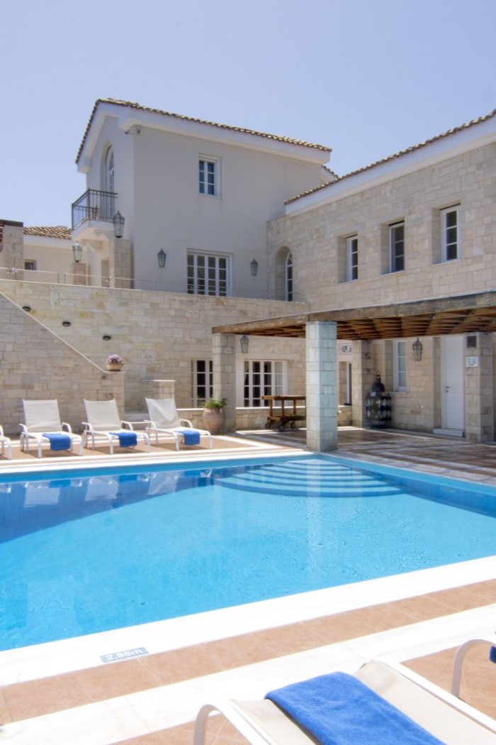 Villa Olous