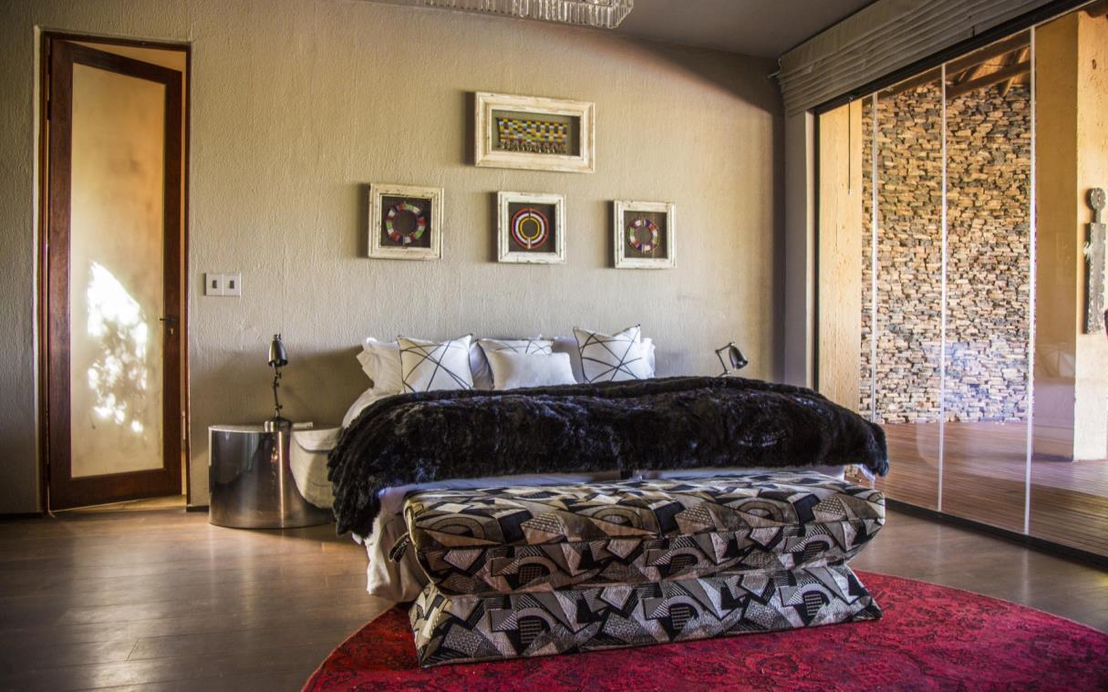 Lodge Madikwe Game Reserve South Africa Luxury Safari Molori Bed 4