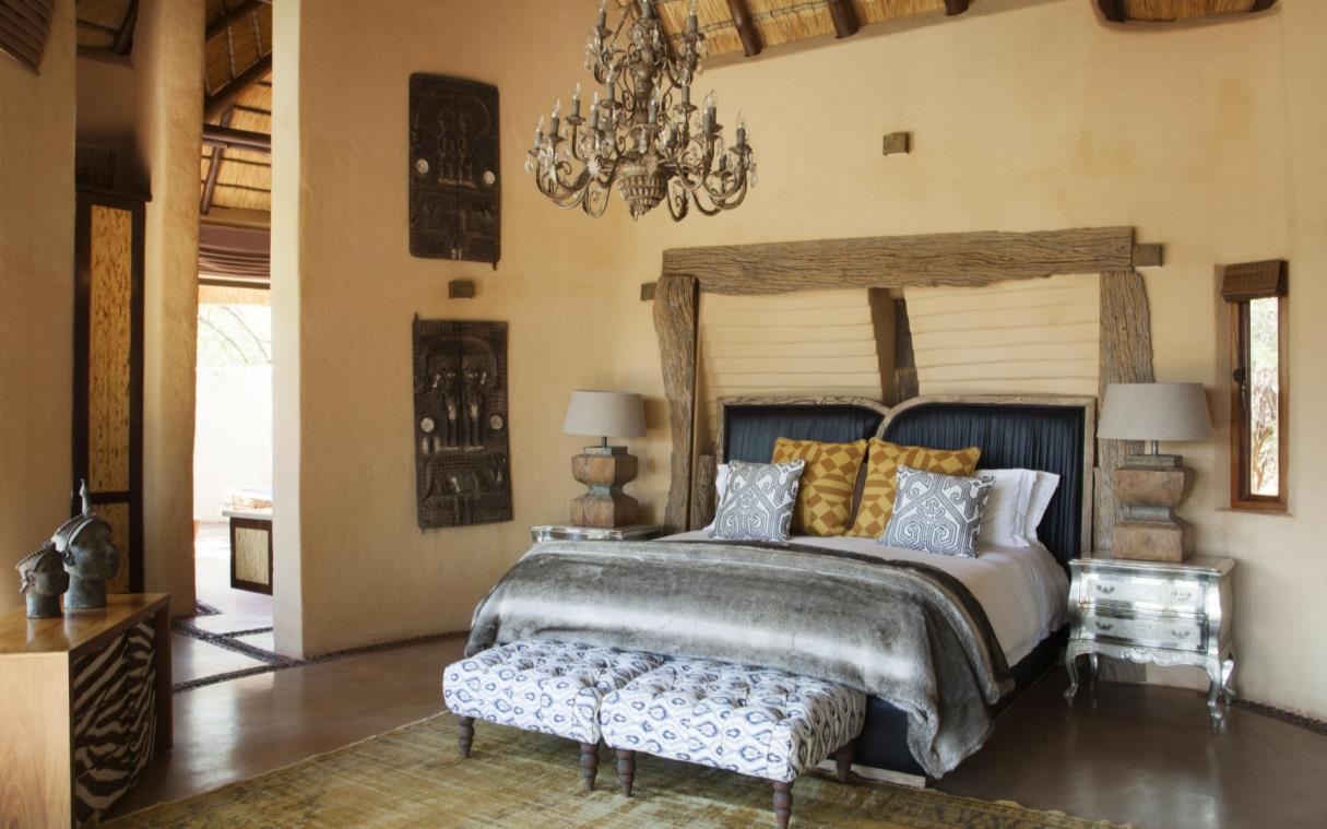 Lodge Madikwe Game Reserve South Africa Luxury Safari Molori Bed 10