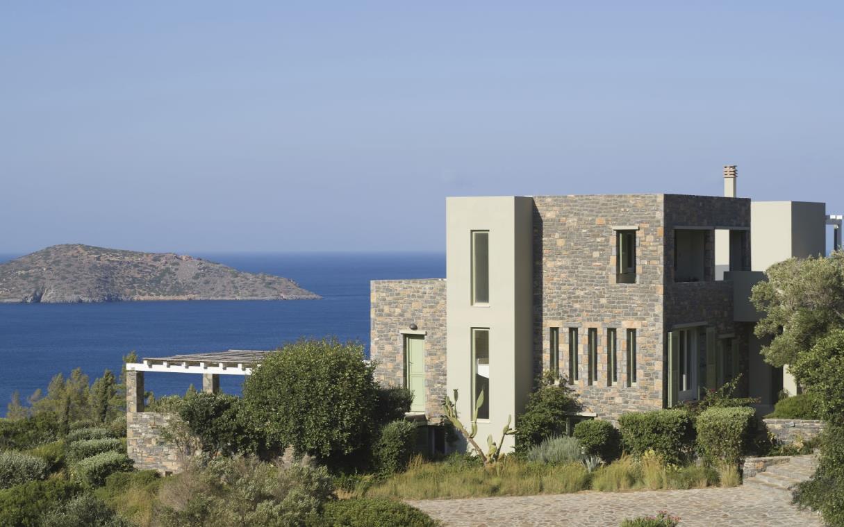 villa-crete-greek-islands-greece-sea-luxury-elounda-one-ext (1)