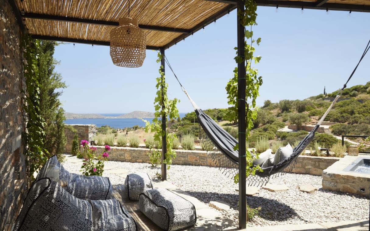 villa-crete-greek-islands-greece-sea-luxury-elounda-two-terr (19)