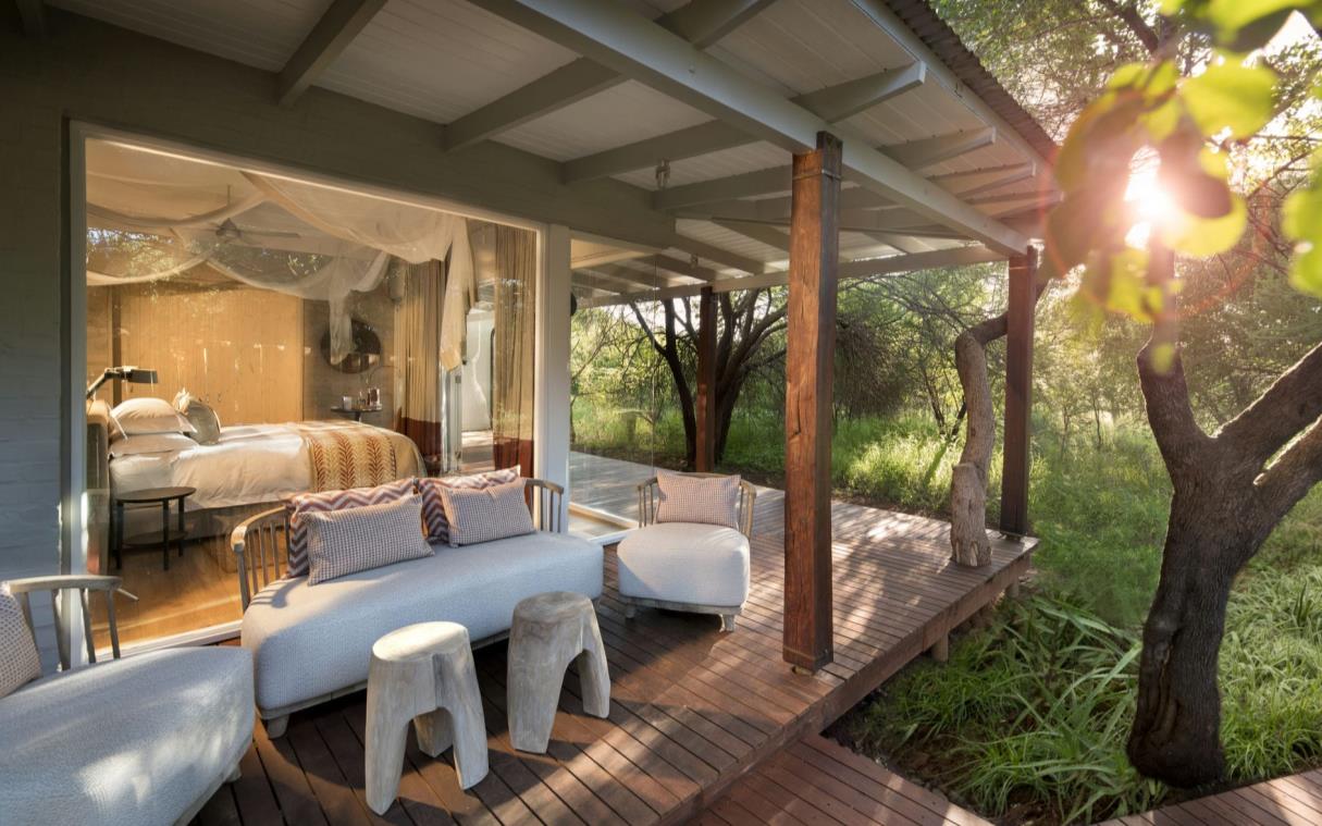 lodge-south-africa-safari-luxury-morukuru-farmhouse-estate-bed (3)