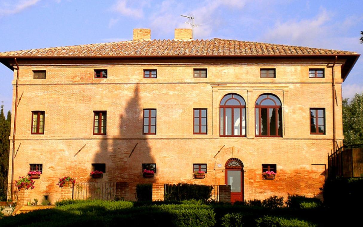 villa-siena-tuscany-chianti-italy-swimmingpool-palio-armena-vil-3.jpg