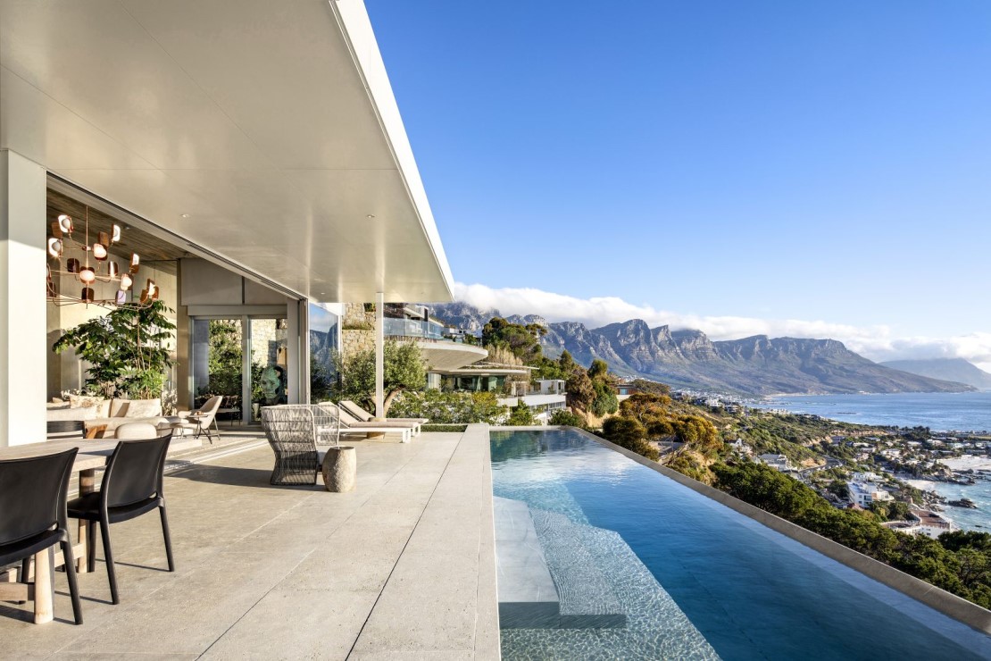 Villa Obsidian