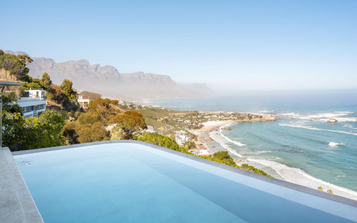 villa-clifton-cape-town-south-africa-luxury-ocean-obsidian-pool (1).jpg