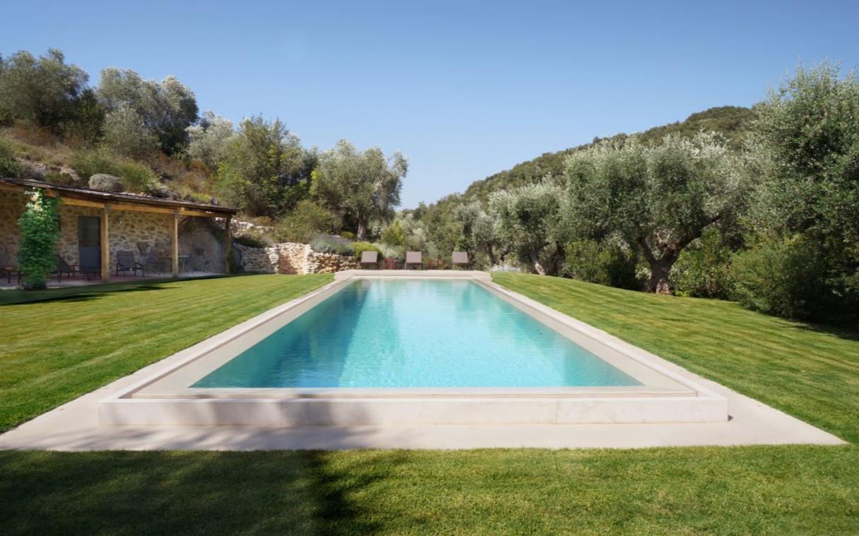 villa-maremma-tuscany-italy-luxury-pool-grifone-poo.jpg