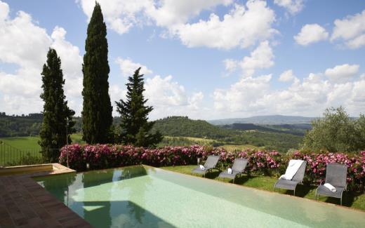 villa-florence-tuscany-italy-luxury-pool-il-santo-poo (1).jpg