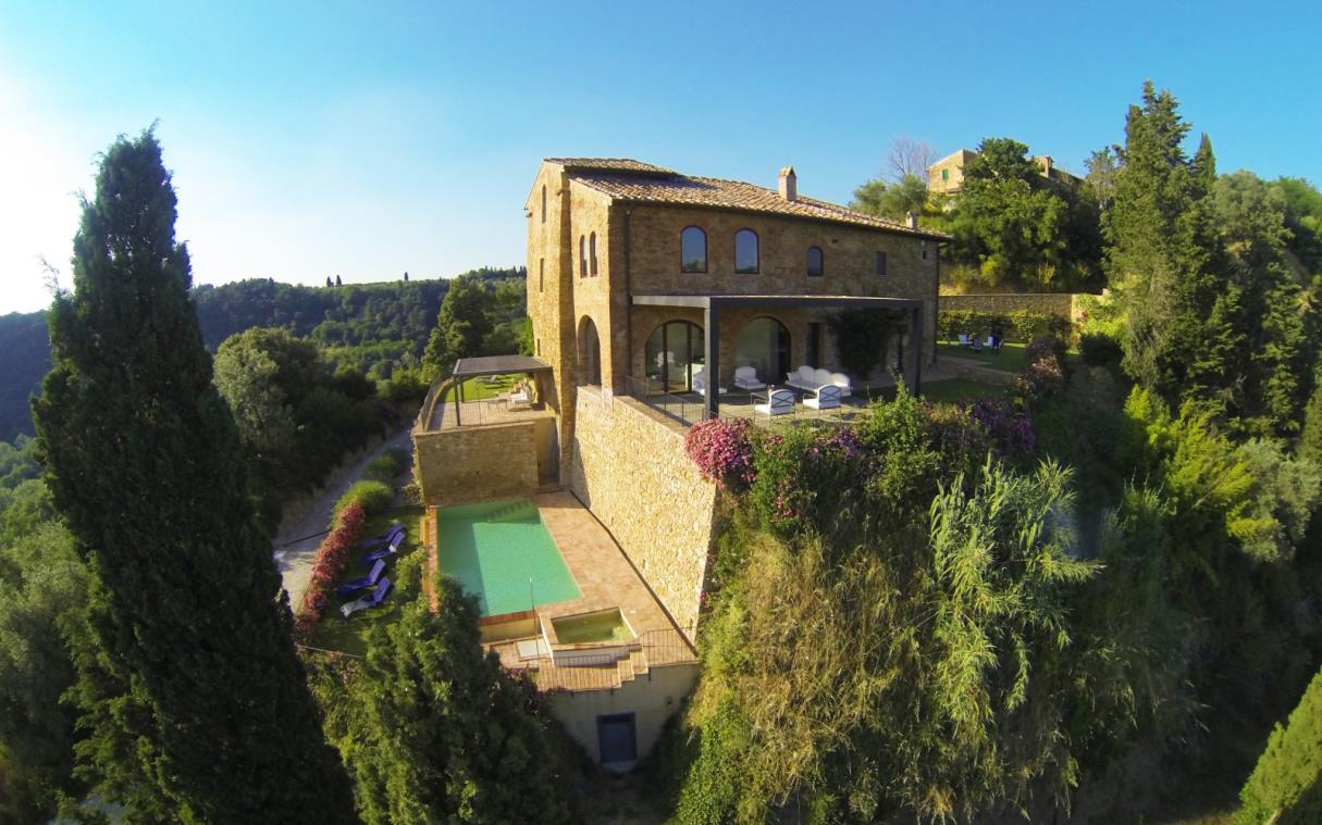 villa-florence-tuscany-italy-luxury-pool-il-santo-aer-2.jpg