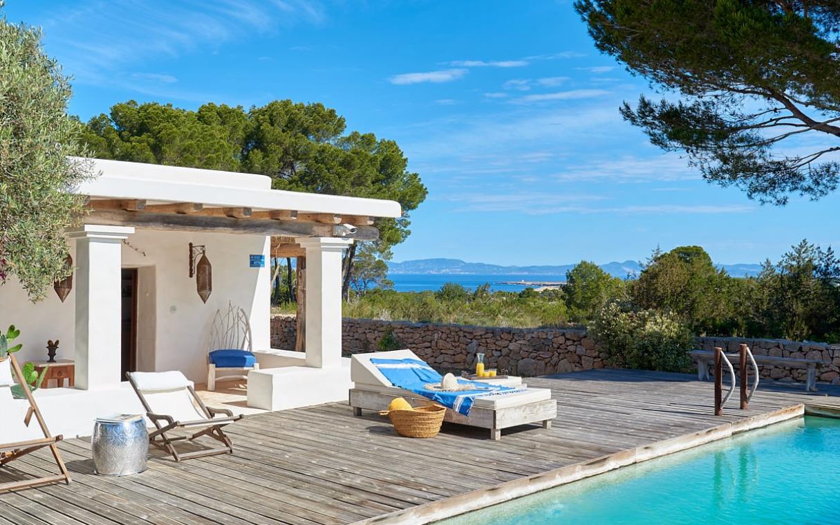 villa-formentera-balearic-islands-spain-rural-relaxing-luxury-can-rita-pool (1).jpg