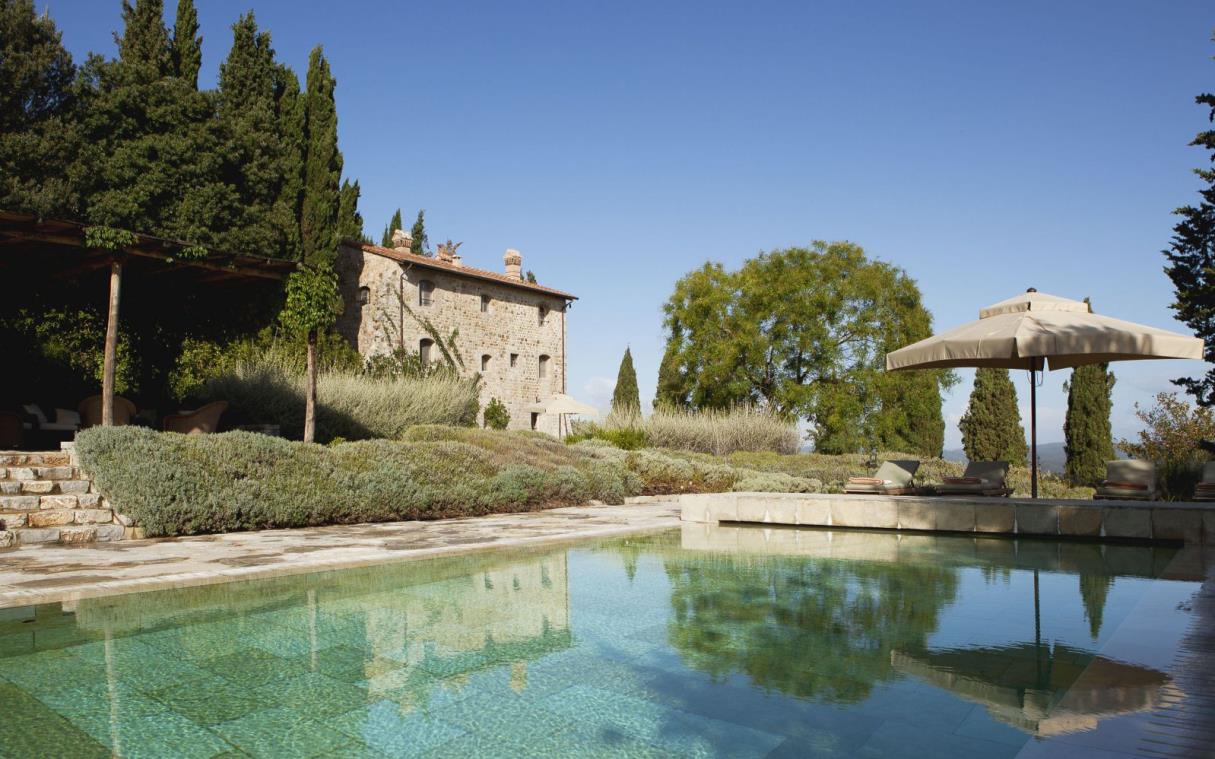 villa-siena-tuscany-italy-luxury-pool-castiglion-bosco-castello-COV.jpg