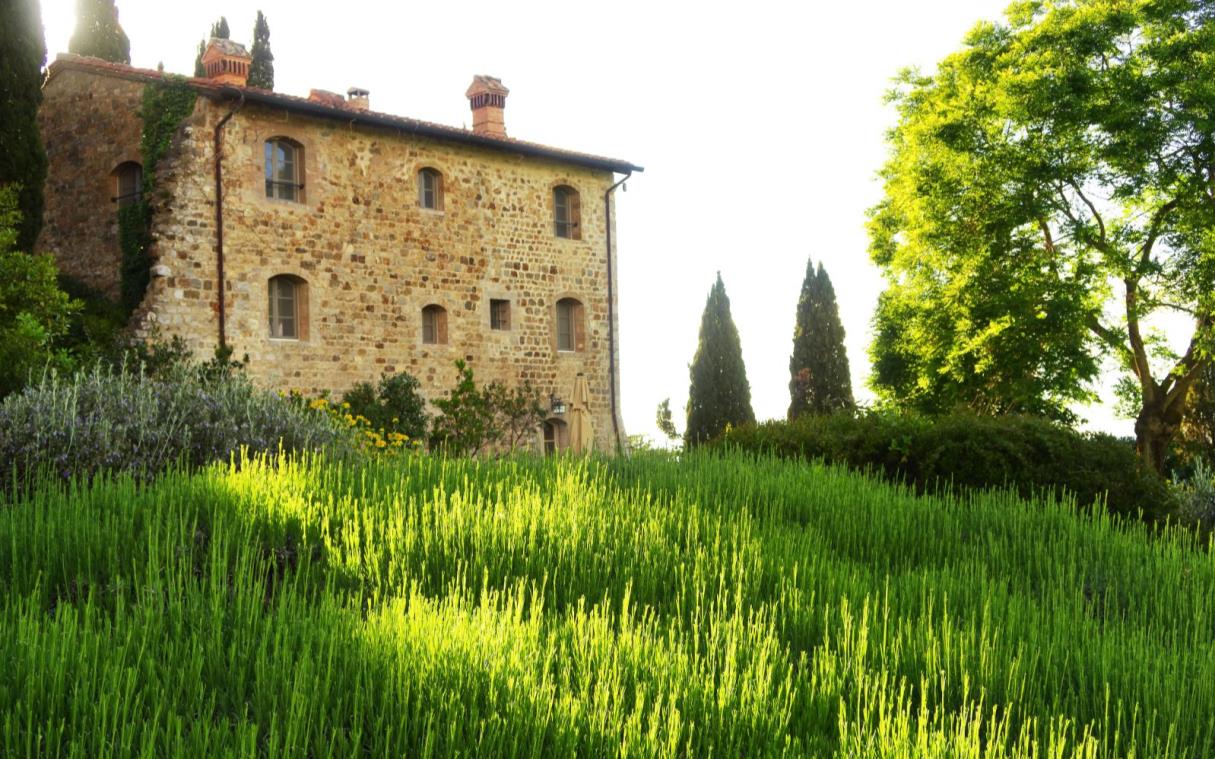 villa-siena-tuscany-italy-luxury-pool-castiglion-bosco-castello-gar (1).jpg