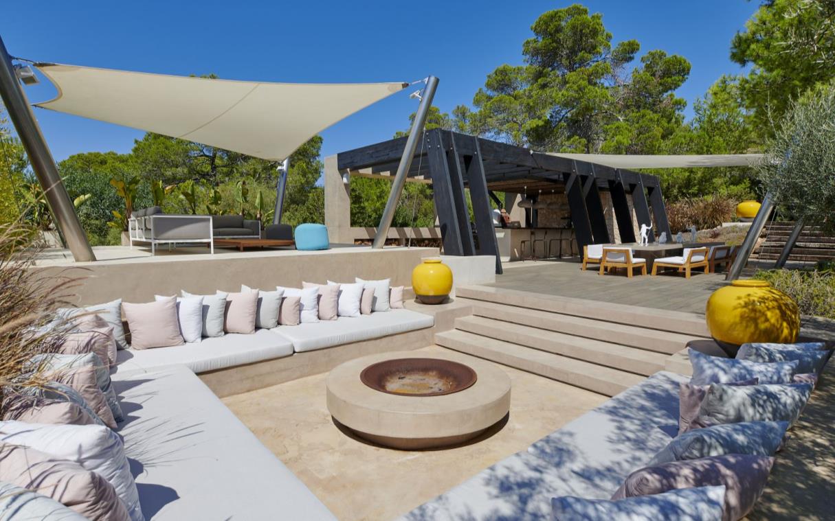 Villa Ibiza Spain Luxury Pool Jacuzzi Luxury Casa Agua Out Liv 14