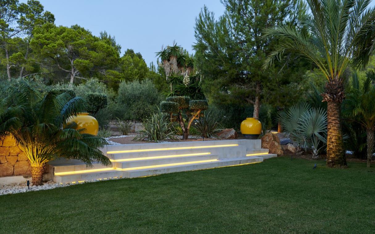 Villa Ibiza Spain Luxury Pool Jacuzzi Luxury Casa Agua Gar 3