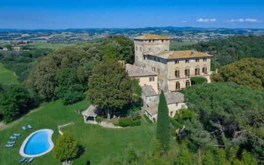 villa-siena-tuscany-italy-luxury-pool-agriturismo-castelnuovo-tancredi-ext (5).jpg