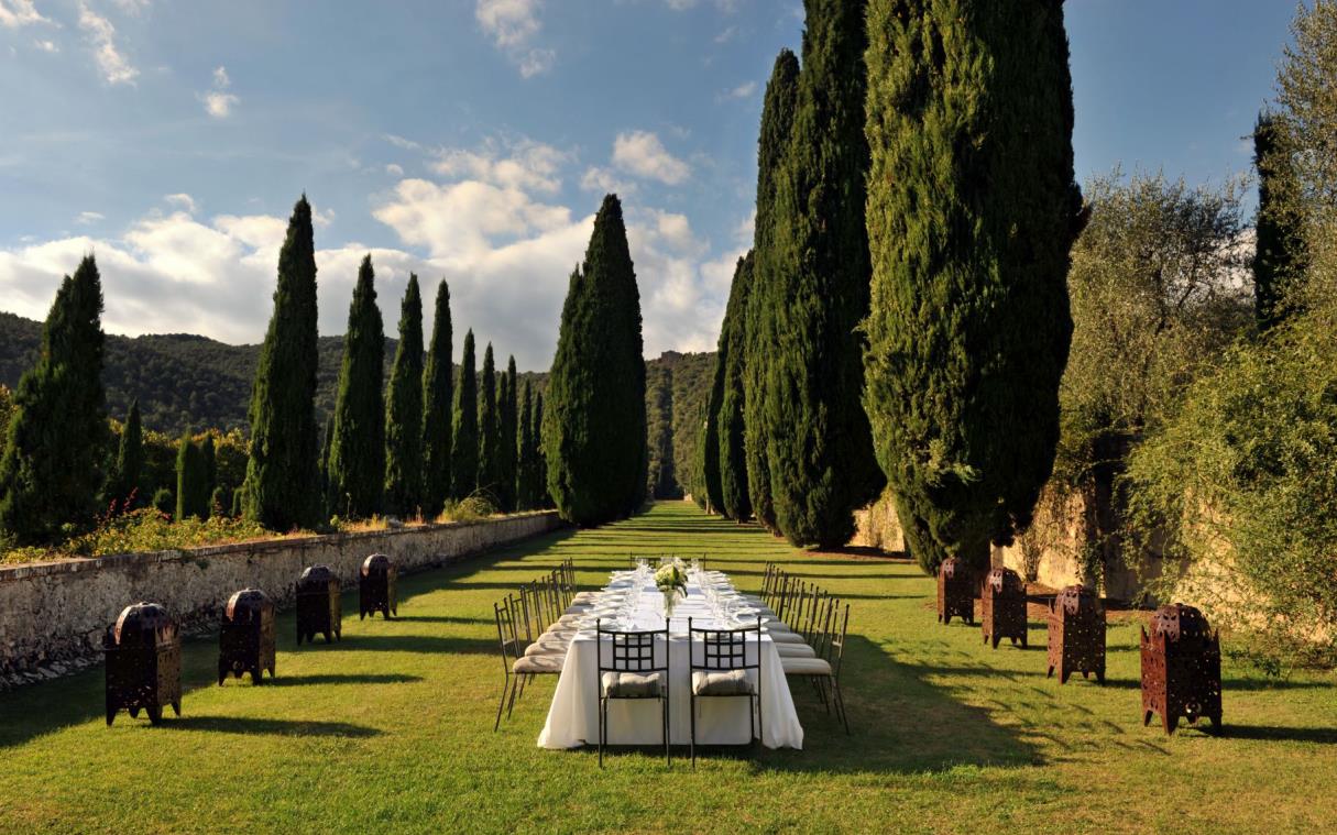 villa-siena-tuscany-italy-luxury-pool-garden-cetinale-out-din (2)