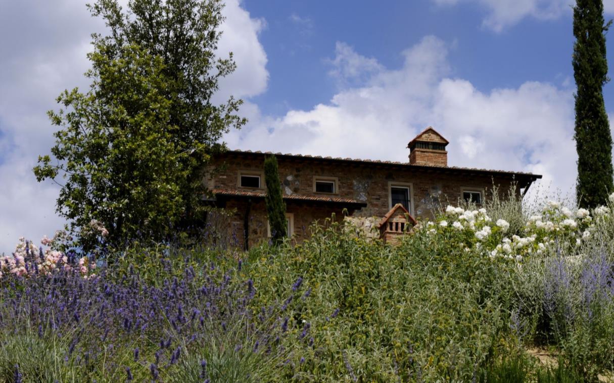 villa-siena-tuscany-italy-pool-countryside-mugnello-gar (3).jpg