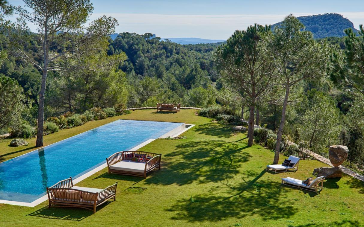 villa-ibiza-spain-luxury-pool-jacuzzi-na-xica-swim (5).jpg