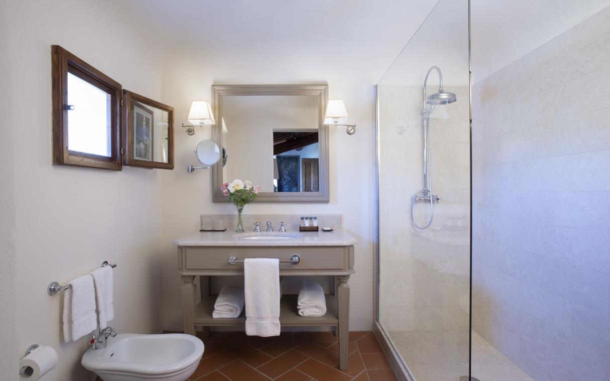 Villa Tuscany Italy Countryside Luxury Gelso Bath 6