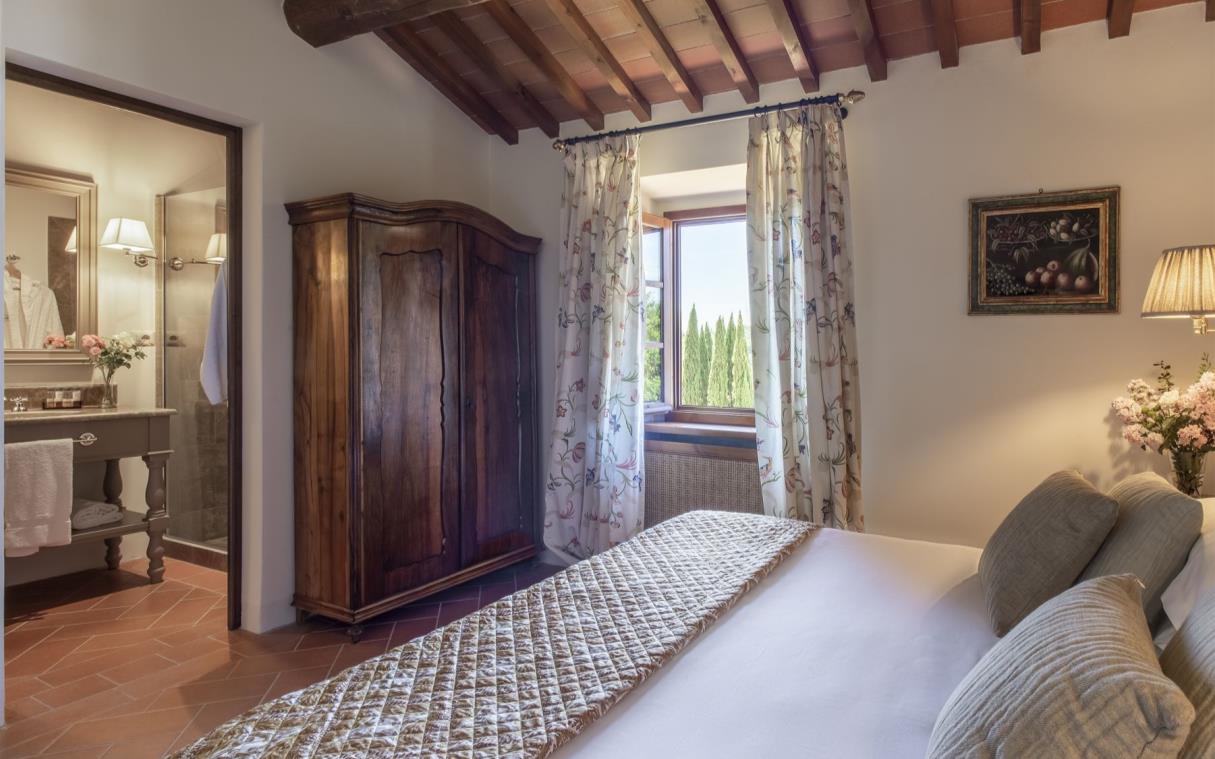 Villa Tuscany Italy Countryside Luxury Gelso Bed 9
