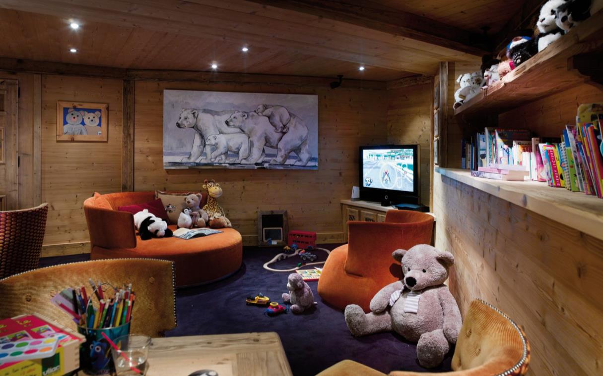 chalet-courchevel-french-alps-france-luxury-pool-spa-ormello-play.jpg