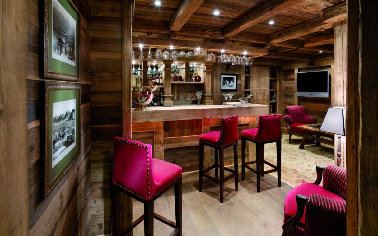 chalet-courchevel-french-alps-france-luxury-pool-spa-ormello-bar.jpg