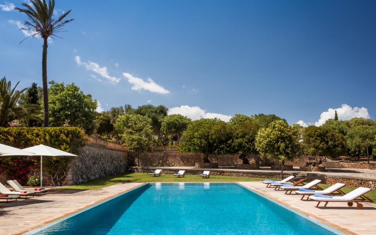 villa-mallorca-balearic-island-spain-luxury-pool-son-doblons-swi-9.jpg