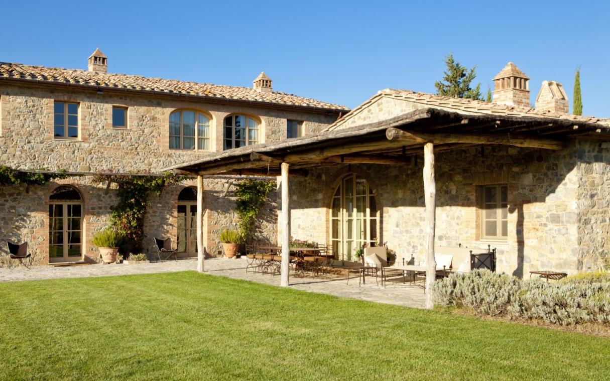 villa-siena-tuscany-italy-luxury-pool-castiglion-bosco-gauggiole-terr (1).jpg
