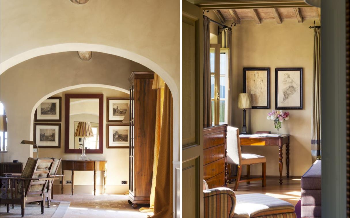 villa-siena-tuscany-italy-luxury-pool-castiglion-bosco-gauggiole-hall-bed.jpg