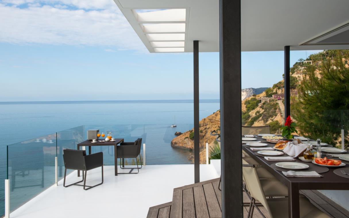 villa-ibiza-baleriac-spain-luxury-waterfront-infinity-out-din.jpg