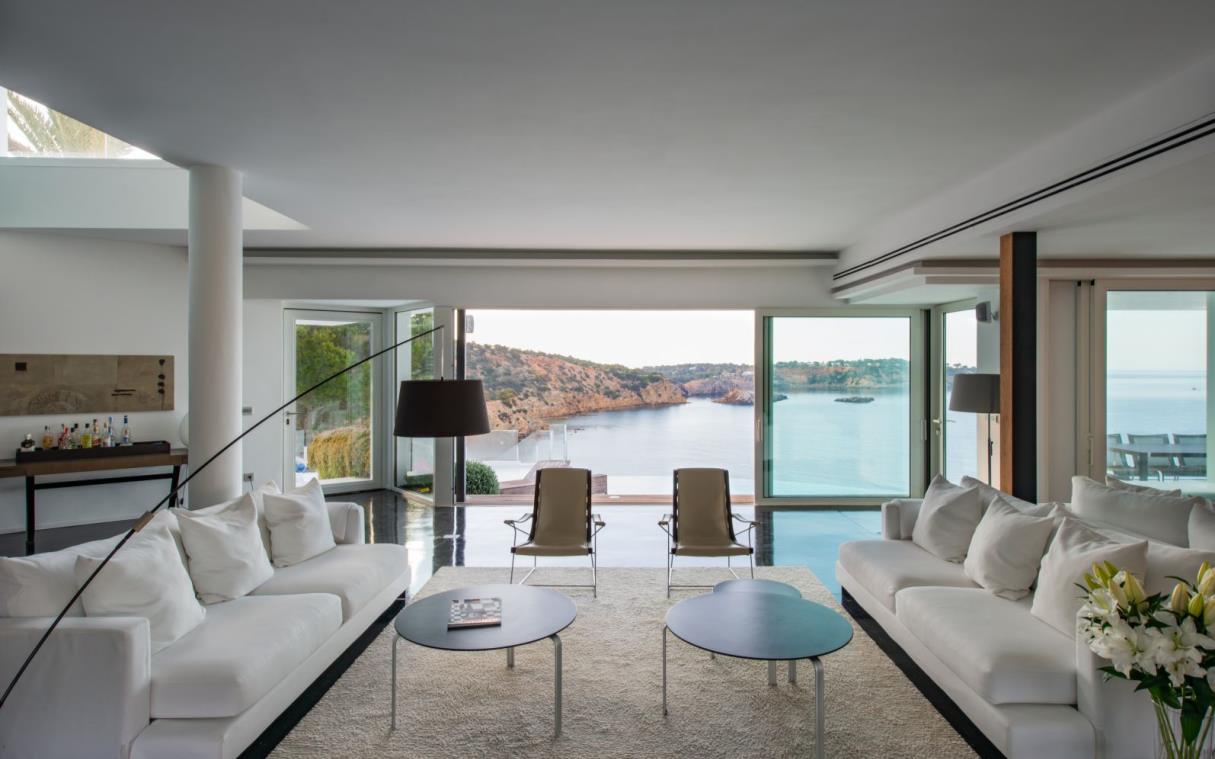 villa-ibiza-baleriac-spain-luxury-waterfront-infinity-liv (12).jpg