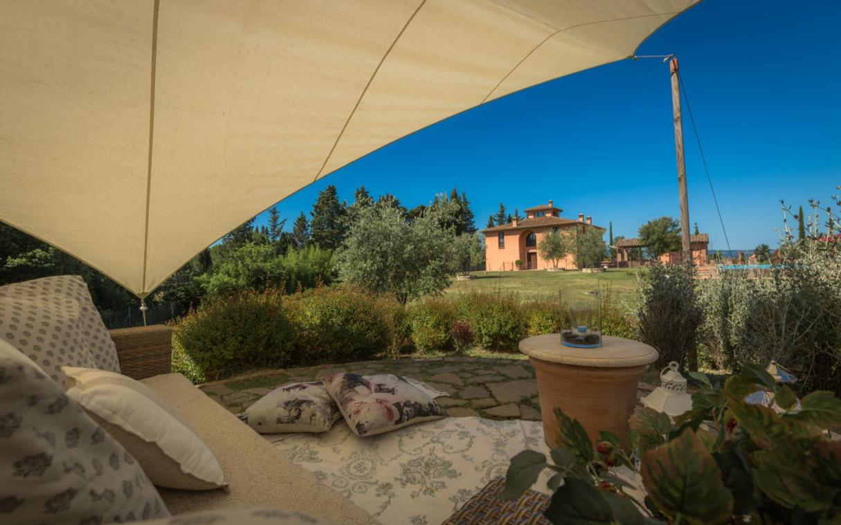 villa-siena-tuscany-countryside-pool-views-luxury-lestra-ext (12).jpg
