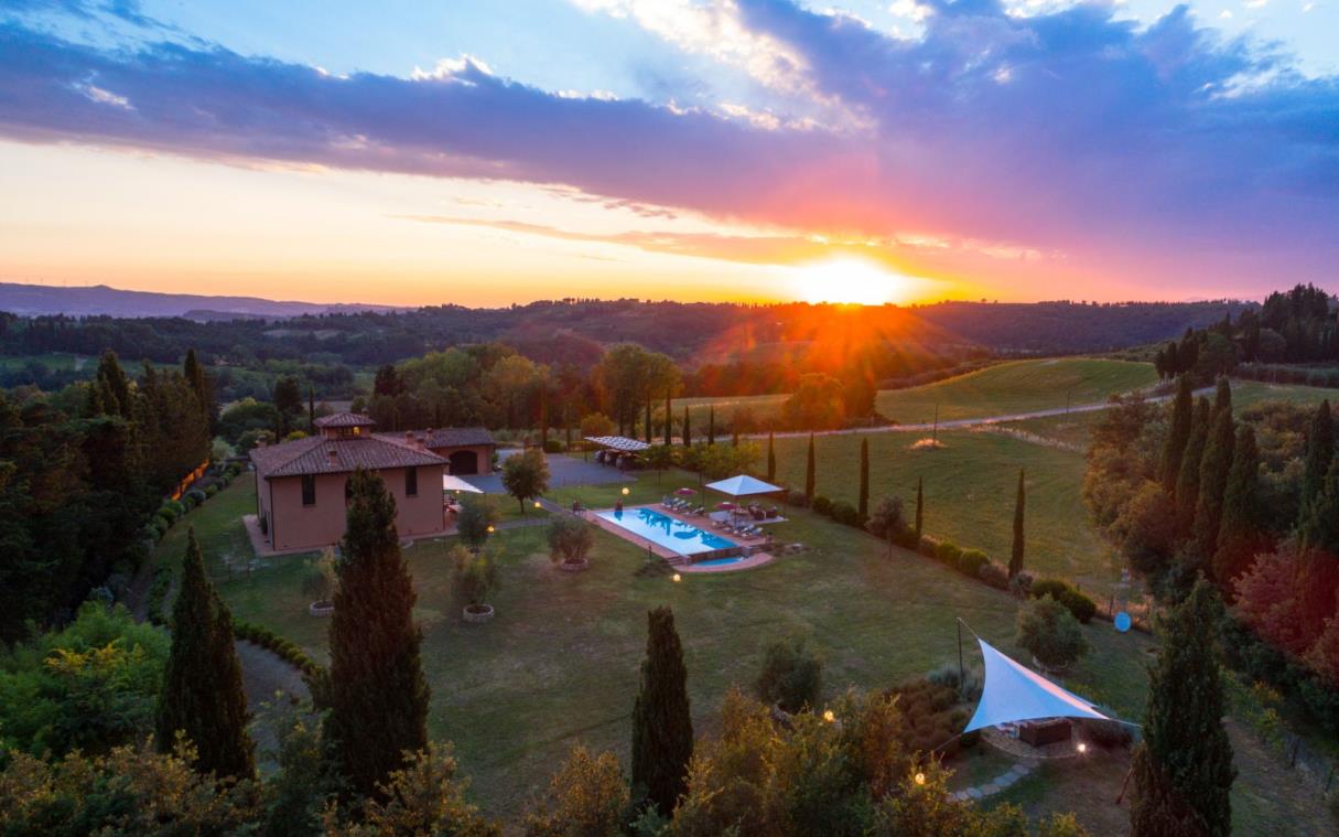 villa-siena-tuscany-countryside-pool-views-luxury-lestra-ext (10).jpg