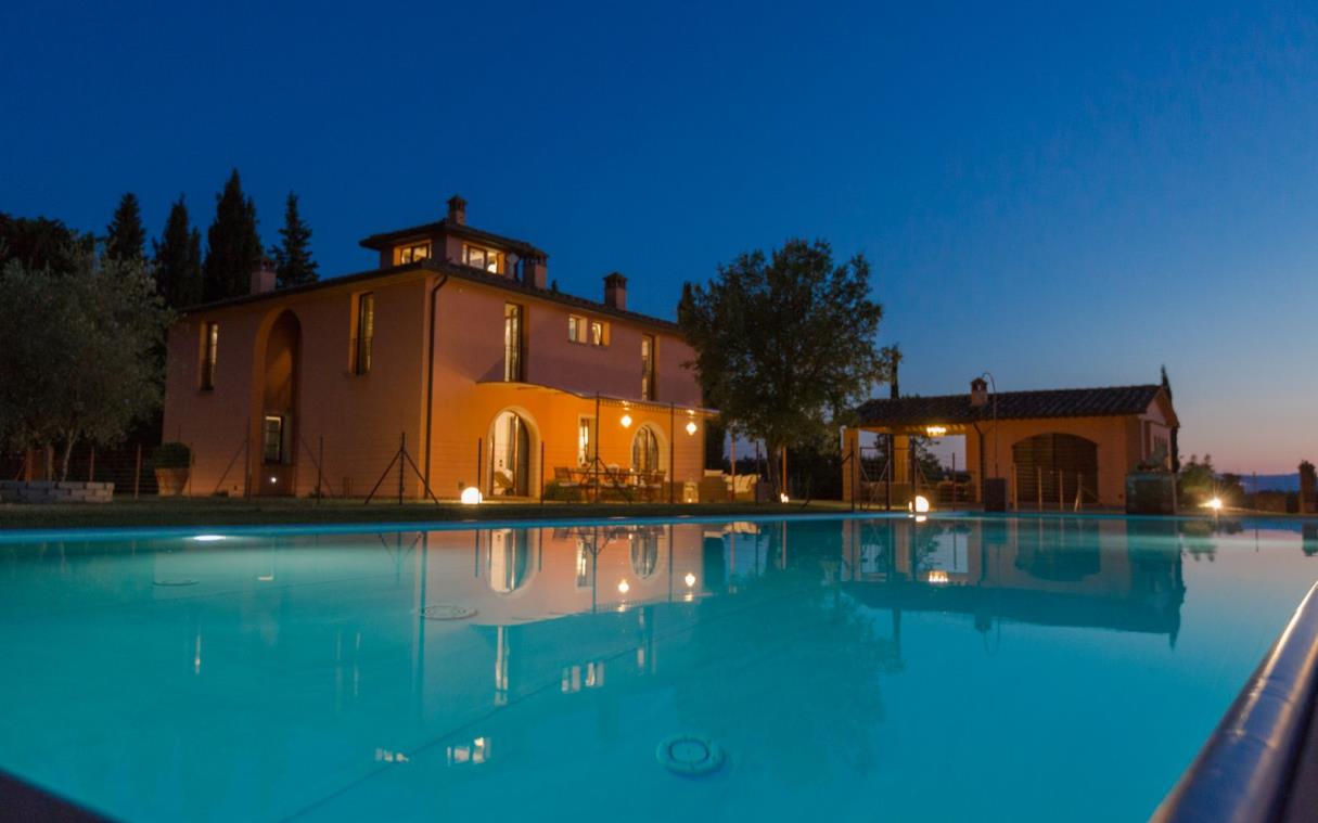 villa-siena-tuscany-countryside-pool-views-luxury-lestra-pool (16).jpg