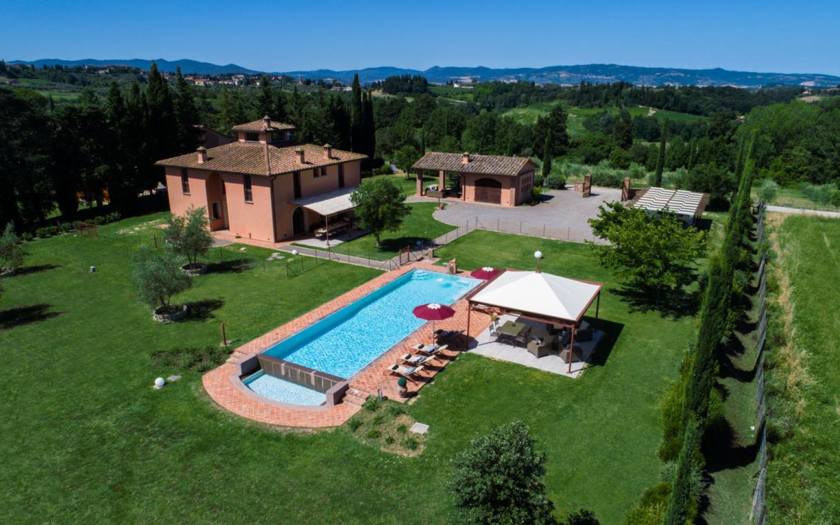 villa-siena-tuscany-countryside-pool-views-luxury-lestra-ext (3).jpg