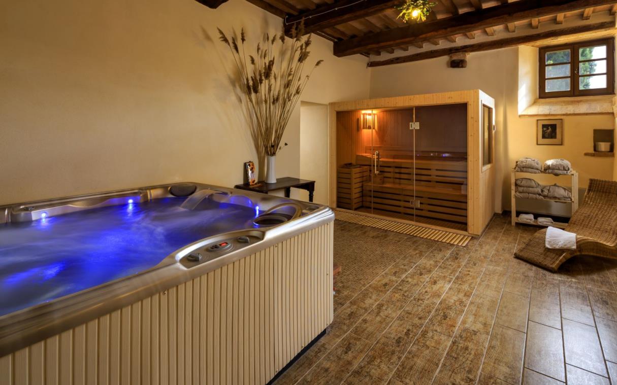 villa-siena-tuscany-italy-luxury-pool-montesoli-spa (1).jpg