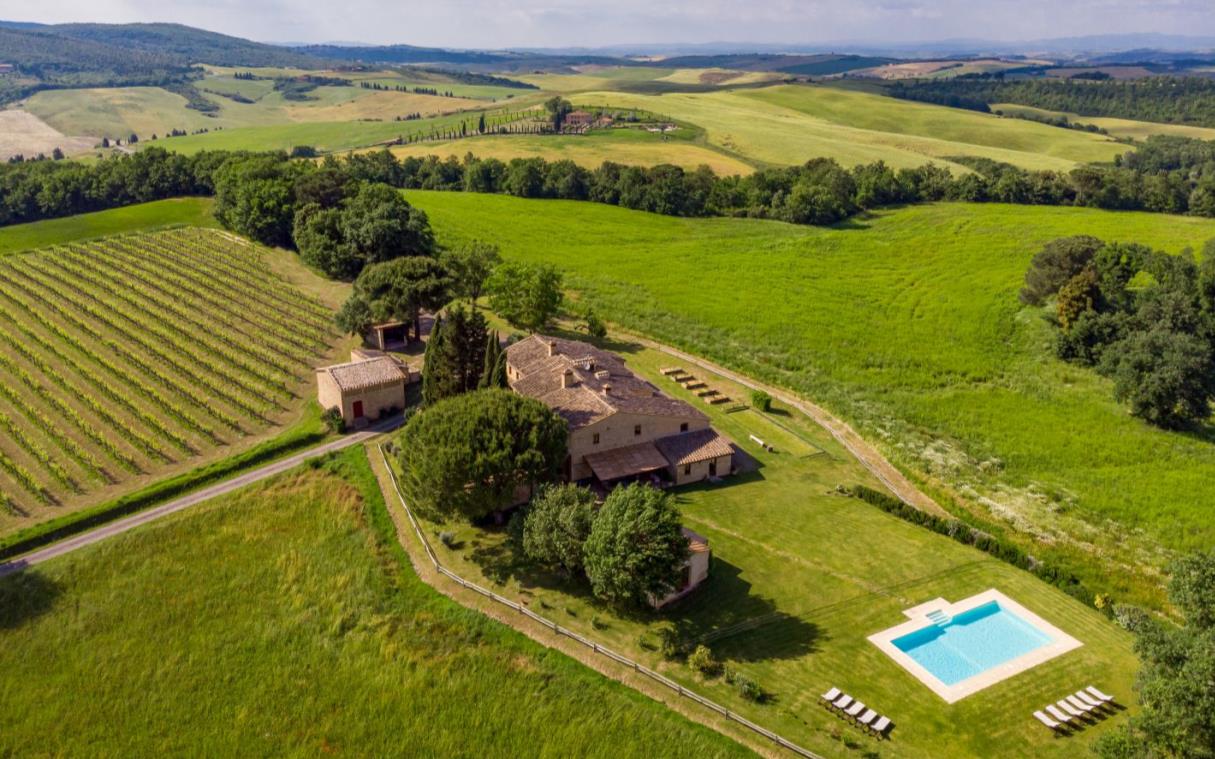 villa-siena-tuscany-italy-luxury-pool-montesoli-aer (2).jpg