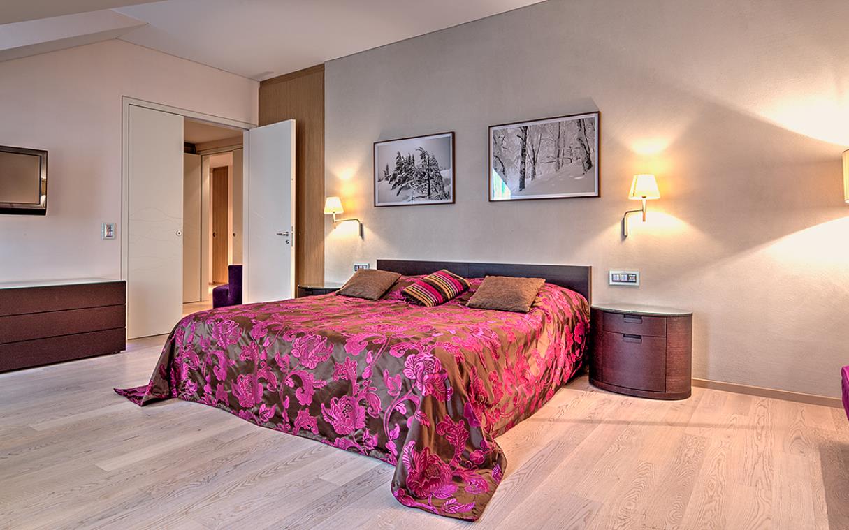 apartment-st-moritz-switzerland-luxury-spa-piz-roseg-bed.jpg