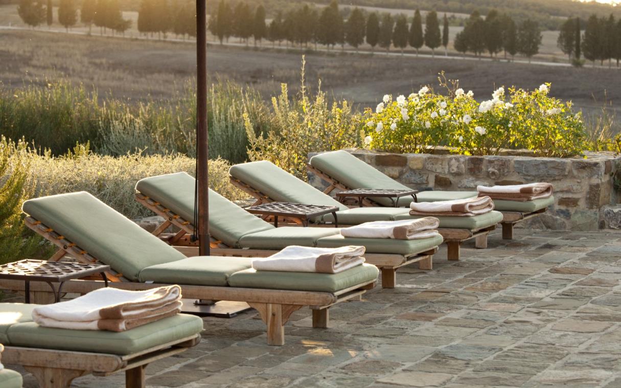 villa-siena-tuscany-italy-luxury-pool-castiglion-bosco-sant-anna-swim.jpg