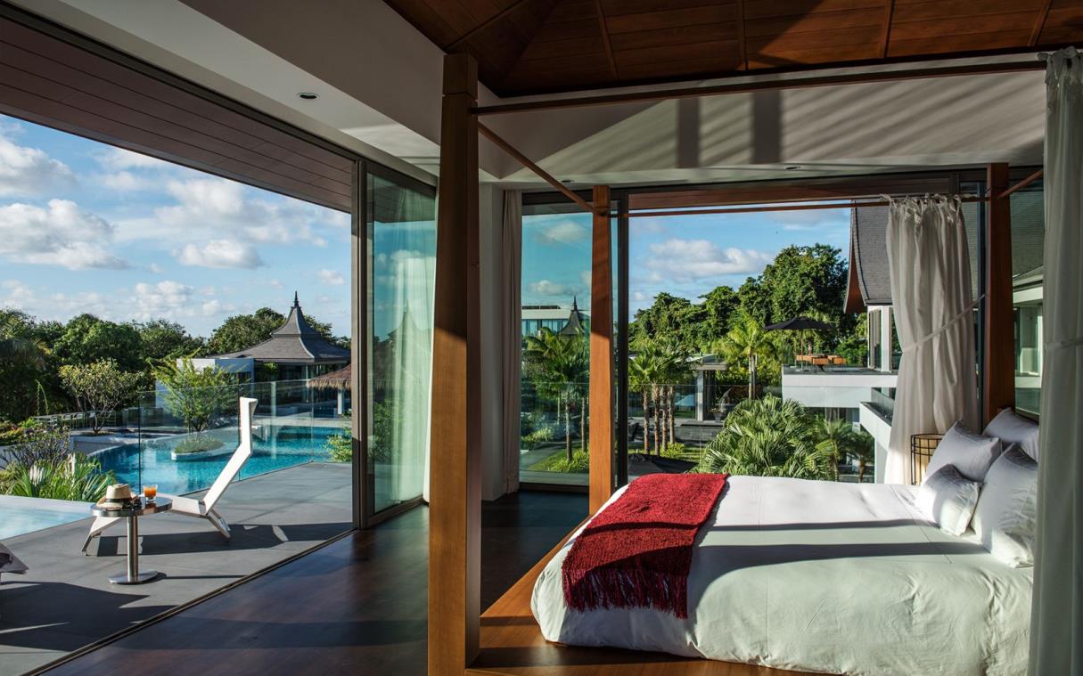 villa-rayong-thailand-luxury-pool-spa-resort-bed.jpg