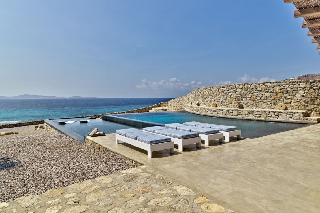 Big Blue Beach Villa
